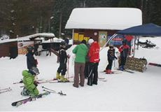 Závody lyžařská školička Ski-instruktoři + rozlučková akce Pernink